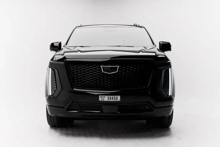 https://driveme-uae-kings.s3.me-central-1.amazonaws.com/media/images/cars/kings-uae-car-073bcf29-37e5-4f67-8bc0-1749d99da078_preview.webp