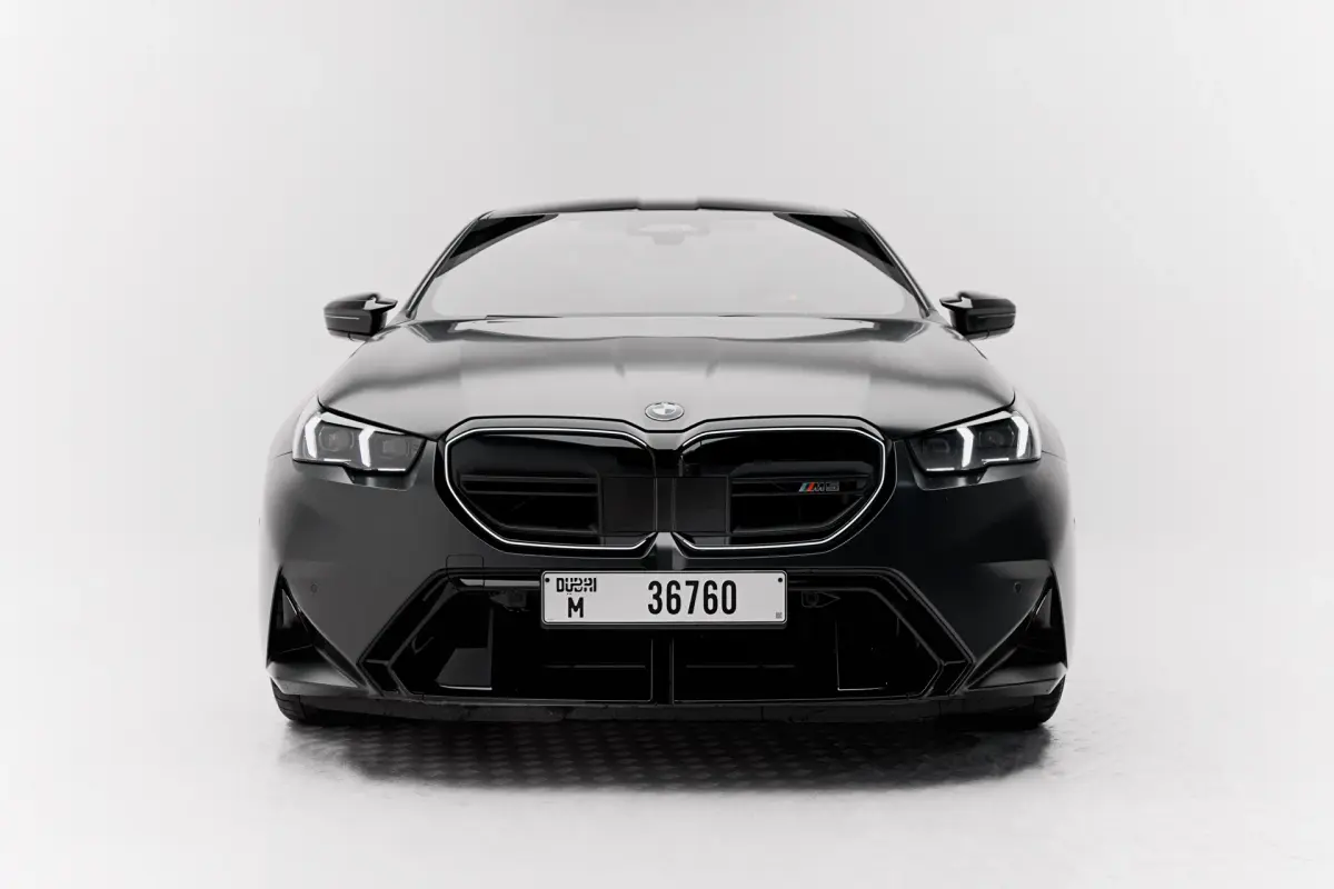https://driveme-uae-kings.s3.me-central-1.amazonaws.com/media/images/cars/kings-uae-car-07762874-af0a-42b3-a32a-842eeb1fd858.webp