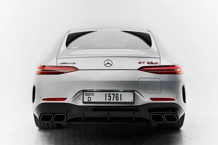 https://driveme-uae-kings.s3.me-central-1.amazonaws.com/media/images/cars/kings-uae-car-0ad7a798-8430-4566-92d6-40ef06f0391c_preview.webp
