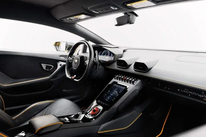 https://driveme-uae-kings.s3.me-central-1.amazonaws.com/media/images/cars/kings-uae-car-0da0011e-3747-4e6e-ab95-214ae25c675d_preview.webp