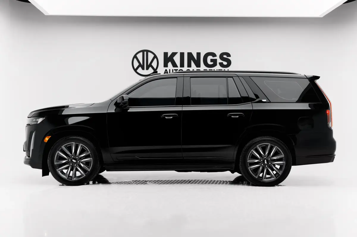 https://driveme-uae-kings.s3.me-central-1.amazonaws.com/media/images/cars/kings-uae-car-142a4c54-3ede-4e86-805d-a7e0562d337d.webp