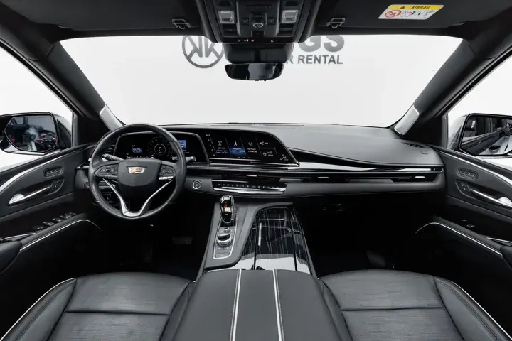 https://driveme-uae-kings.s3.me-central-1.amazonaws.com/media/images/cars/kings-uae-car-192c1d56-8756-4884-bb0d-c6d18fd2bdd5_preview.webp
