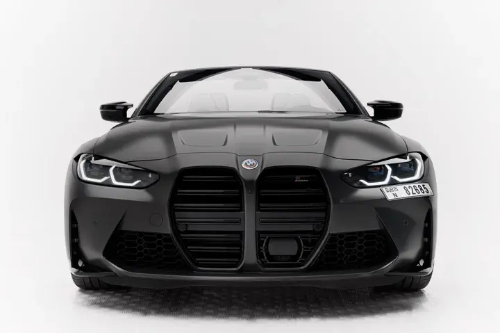https://driveme-uae-kings.s3.me-central-1.amazonaws.com/media/images/cars/kings-uae-car-1fd8abfb-8066-408e-b553-c1983306d795_preview.webp