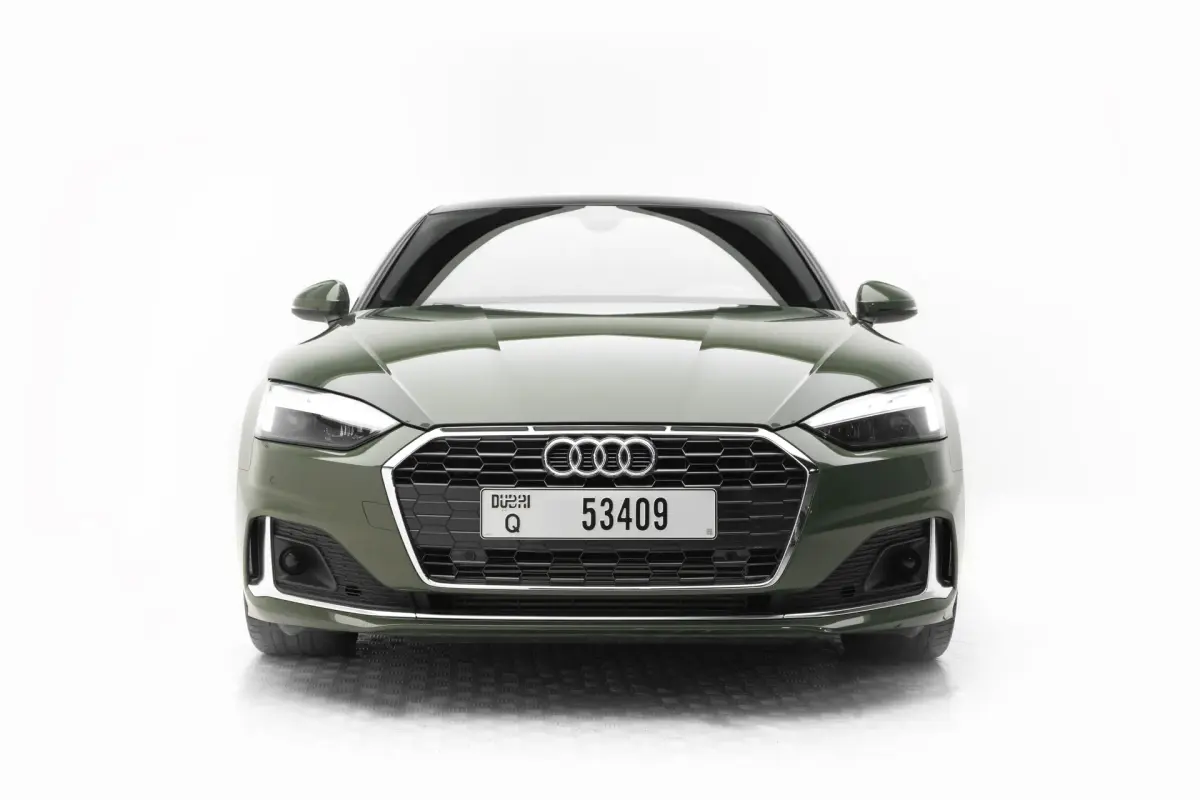 https://driveme-uae-kings.s3.me-central-1.amazonaws.com/media/images/cars/kings-uae-car-20278fc3-79a9-444f-a2e5-179392dbc93c.webp