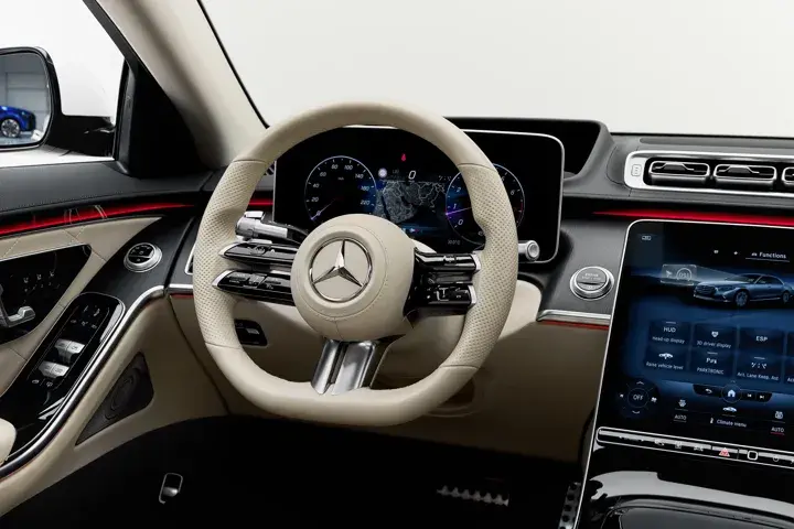 https://driveme-uae-kings.s3.me-central-1.amazonaws.com/media/images/cars/kings-uae-car-22f83443-7dcb-4615-a30a-eab43edfa661_preview.webp