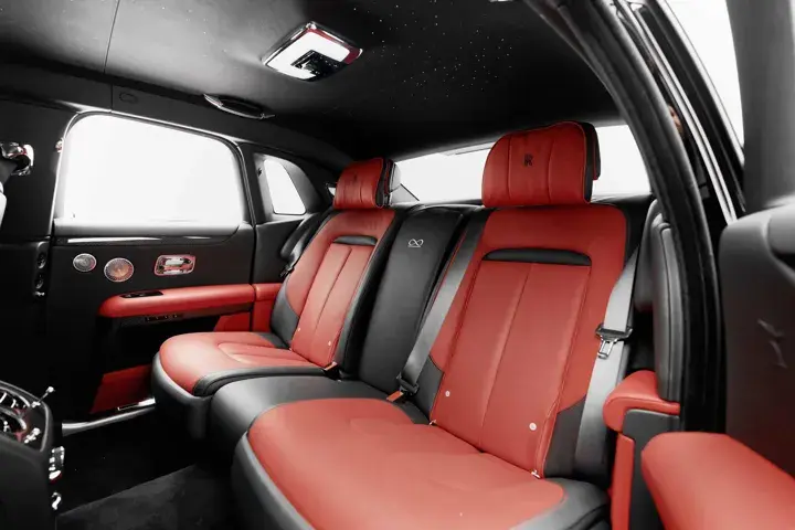 https://driveme-uae-kings.s3.me-central-1.amazonaws.com/media/images/cars/kings-uae-car-23aed94d-391f-491f-8318-d0ac2c6f8d56_preview.webp