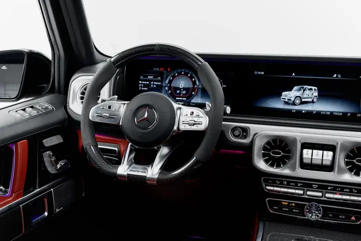 https://driveme-uae-kings.s3.me-central-1.amazonaws.com/media/images/cars/kings-uae-car-248829b3-652e-459f-810b-357969440f8d_preview.webp