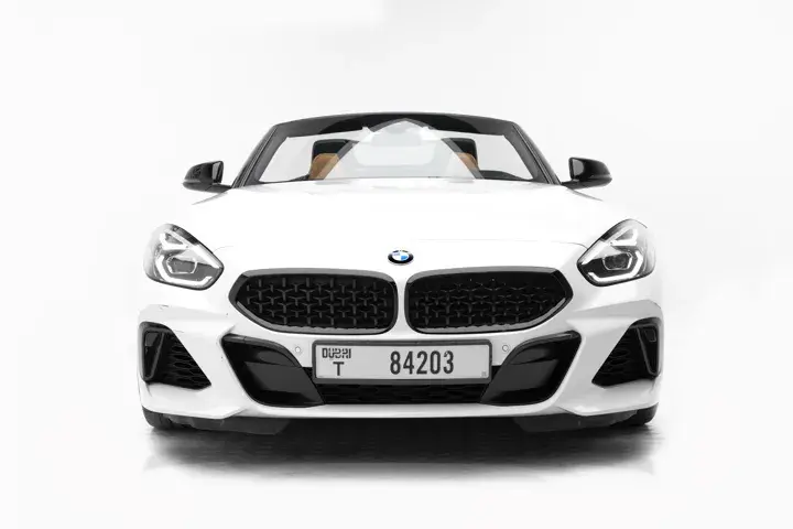 https://driveme-uae-kings.s3.me-central-1.amazonaws.com/media/images/cars/kings-uae-car-2a04f098-c6cc-431f-ab56-64d39f819552_preview.webp
