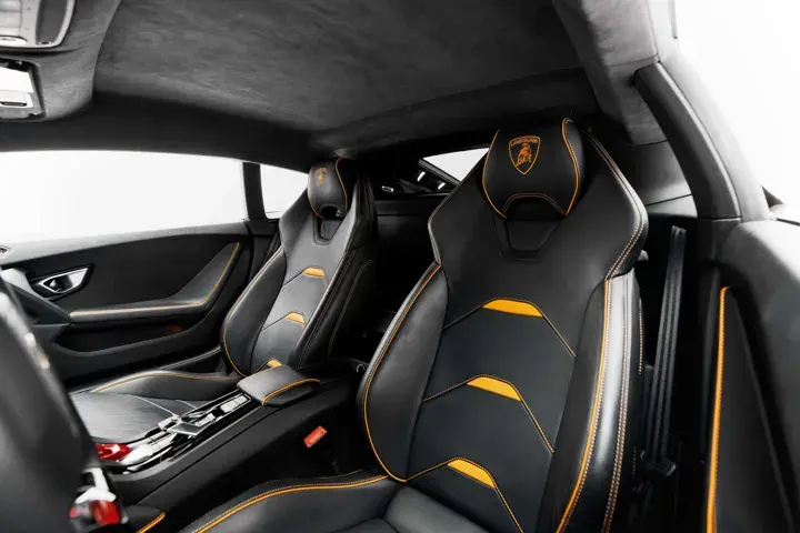 https://driveme-uae-kings.s3.me-central-1.amazonaws.com/media/images/cars/kings-uae-car-2d3ce07a-3a97-474a-9a22-40caf15b9ec7_preview.webp