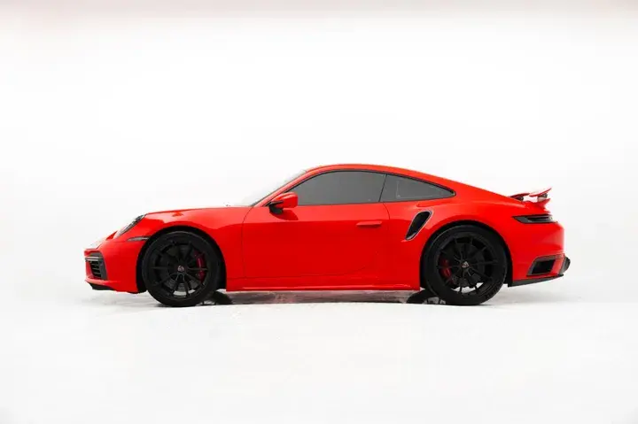 https://driveme-uae-kings.s3.me-central-1.amazonaws.com/media/images/cars/kings-uae-car-3e512dc1-85cd-4f88-a7b7-2a57642cf625_preview.webp