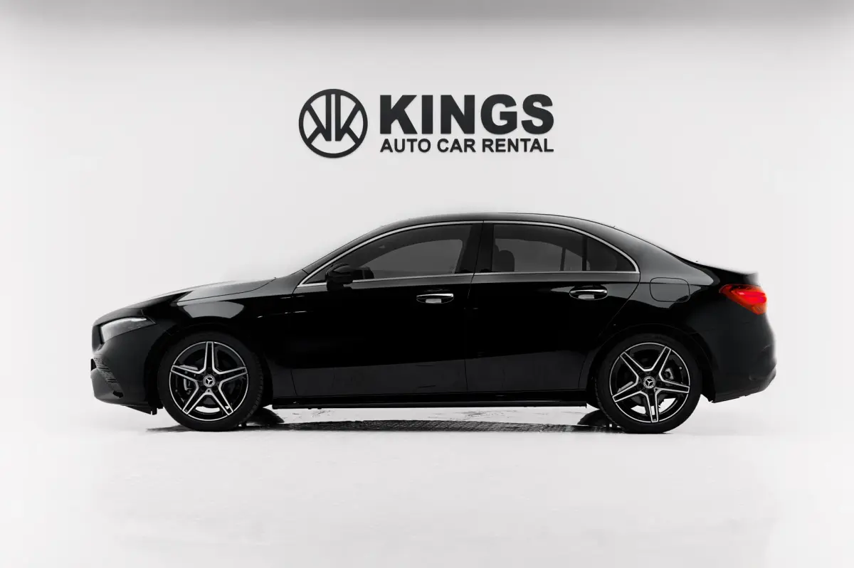 https://driveme-uae-kings.s3.me-central-1.amazonaws.com/media/images/cars/kings-uae-car-41de7f66-be1d-4f66-86be-7d9dac12ab8b.webp