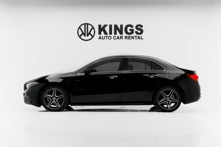 https://driveme-uae-kings.s3.me-central-1.amazonaws.com/media/images/cars/kings-uae-car-41de7f66-be1d-4f66-86be-7d9dac12ab8b_preview.webp