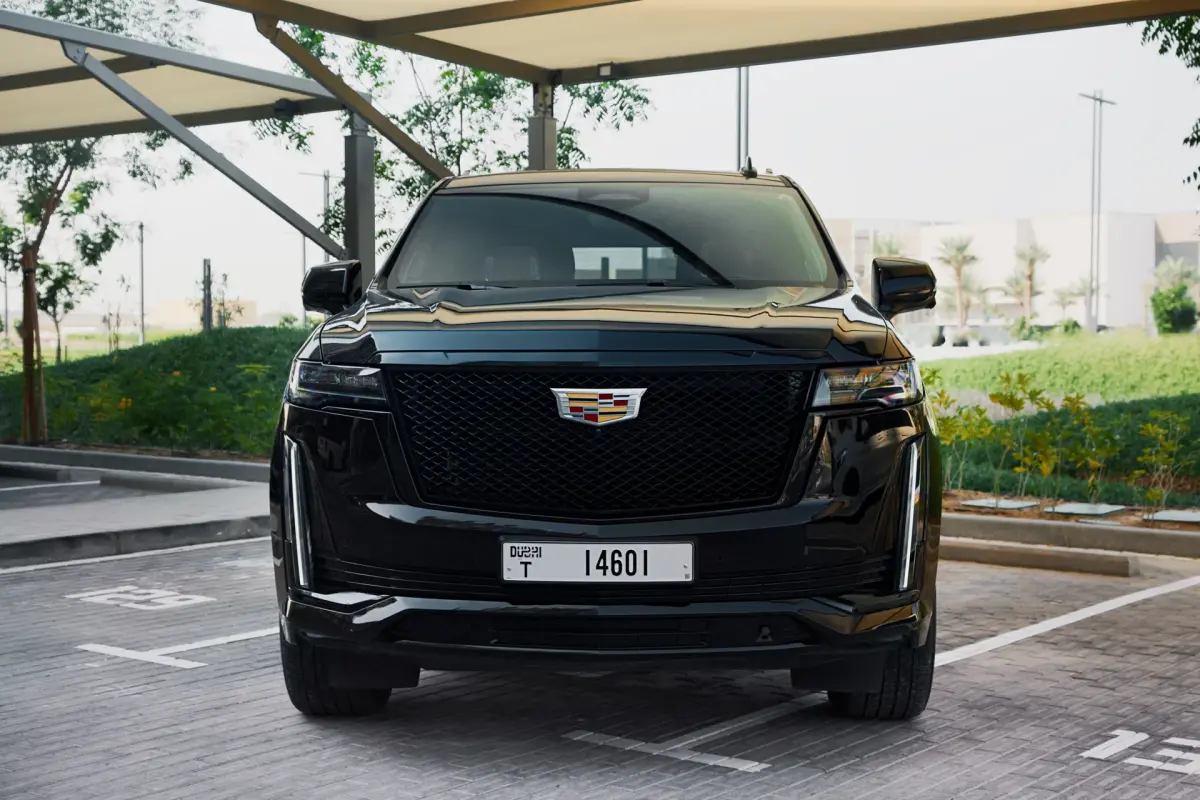 https://driveme-uae-kings.s3.me-central-1.amazonaws.com/media/images/cars/kings-uae-car-44b446e6-4441-45ae-be96-0a197005f30a.webp