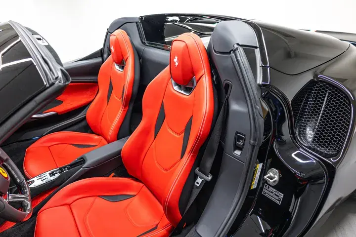 https://driveme-uae-kings.s3.me-central-1.amazonaws.com/media/images/cars/kings-uae-car-451b452b-f881-4584-99a3-91ff72778c3f_preview.webp