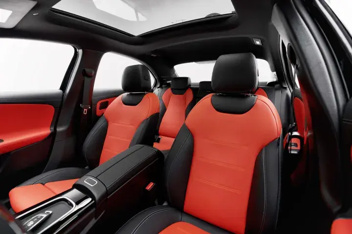 https://driveme-uae-kings.s3.me-central-1.amazonaws.com/media/images/cars/kings-uae-car-467e6947-4996-4cc8-8cf7-6ce08807ea2d_preview.webp