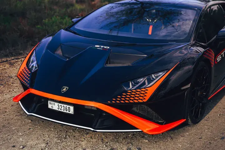 https://driveme-uae-kings.s3.me-central-1.amazonaws.com/media/images/cars/kings-uae-car-4a9ad5b4-c608-4de4-ba52-68f3d9c6334f_preview.webp