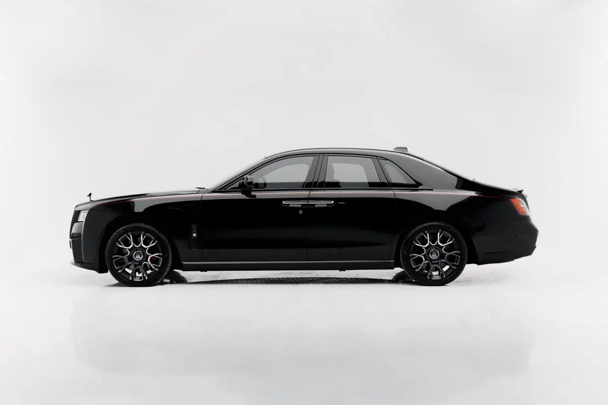 https://driveme-uae-kings.s3.me-central-1.amazonaws.com/media/images/cars/kings-uae-car-4ab2d899-aa37-4137-a4f4-8f3d0d5e3840.webp