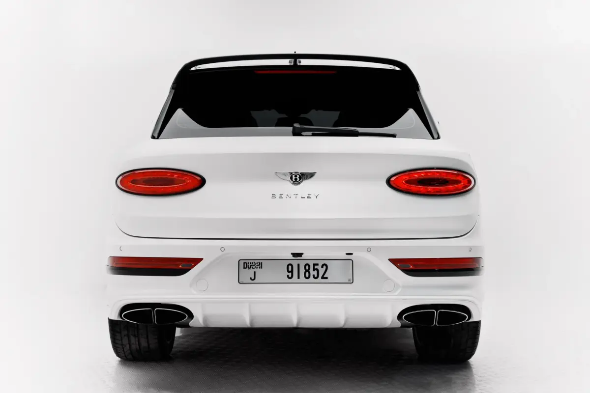 https://driveme-uae-kings.s3.me-central-1.amazonaws.com/media/images/cars/kings-uae-car-4abb3e82-2c4a-47c4-8abd-66674387c6f2.webp