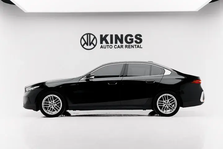 https://driveme-uae-kings.s3.me-central-1.amazonaws.com/media/images/cars/kings-uae-car-5050a7c9-287c-44de-a18c-798485ff6de2_preview.webp