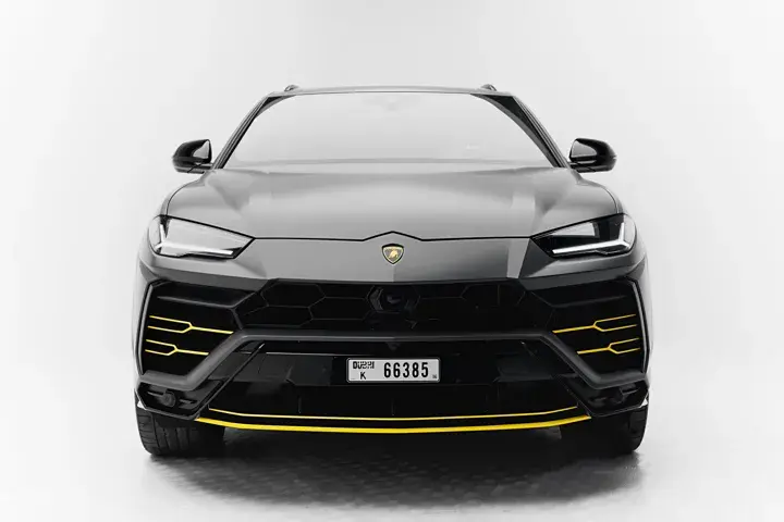 https://driveme-uae-kings.s3.me-central-1.amazonaws.com/media/images/cars/kings-uae-car-5202fda2-196d-41c5-b9c2-ea3b2f0eee80_preview.webp