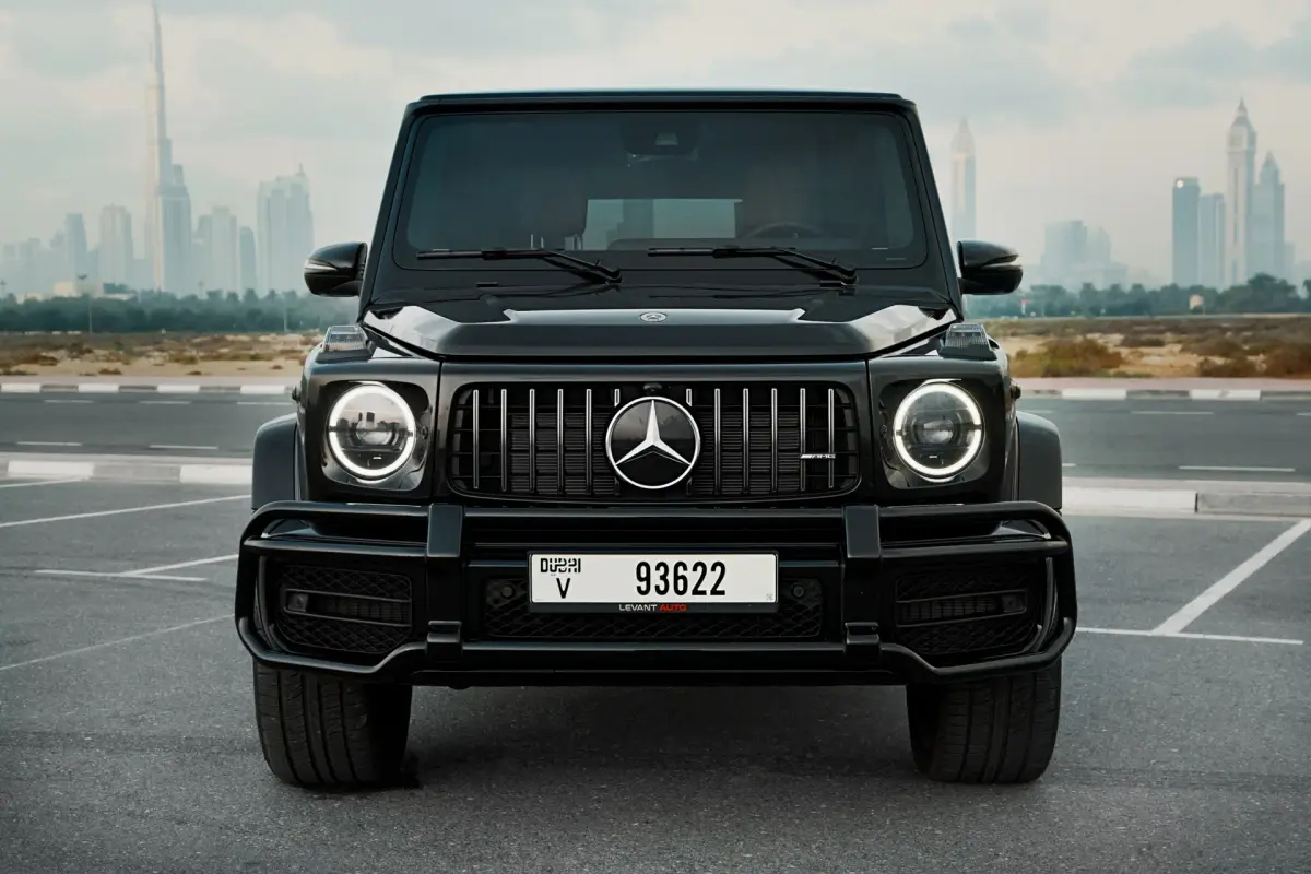 https://driveme-uae-kings.s3.me-central-1.amazonaws.com/media/images/cars/kings-uae-car-59824911-9b53-4445-8bd1-a47e0f35a92a.webp