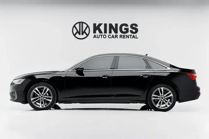 https://driveme-uae-kings.s3.me-central-1.amazonaws.com/media/images/cars/kings-uae-car-5ad35f80-1046-4e55-b9e5-b01a5f9f15b7_preview.webp