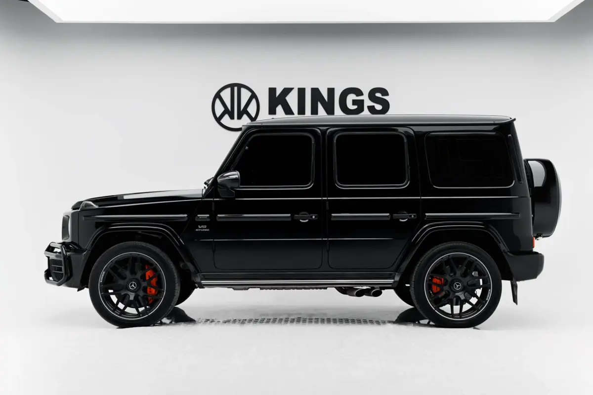 https://driveme-uae-kings.s3.me-central-1.amazonaws.com/media/images/cars/kings-uae-car-5dae7359-ce79-4bc3-b994-3dceaa1423b8.webp