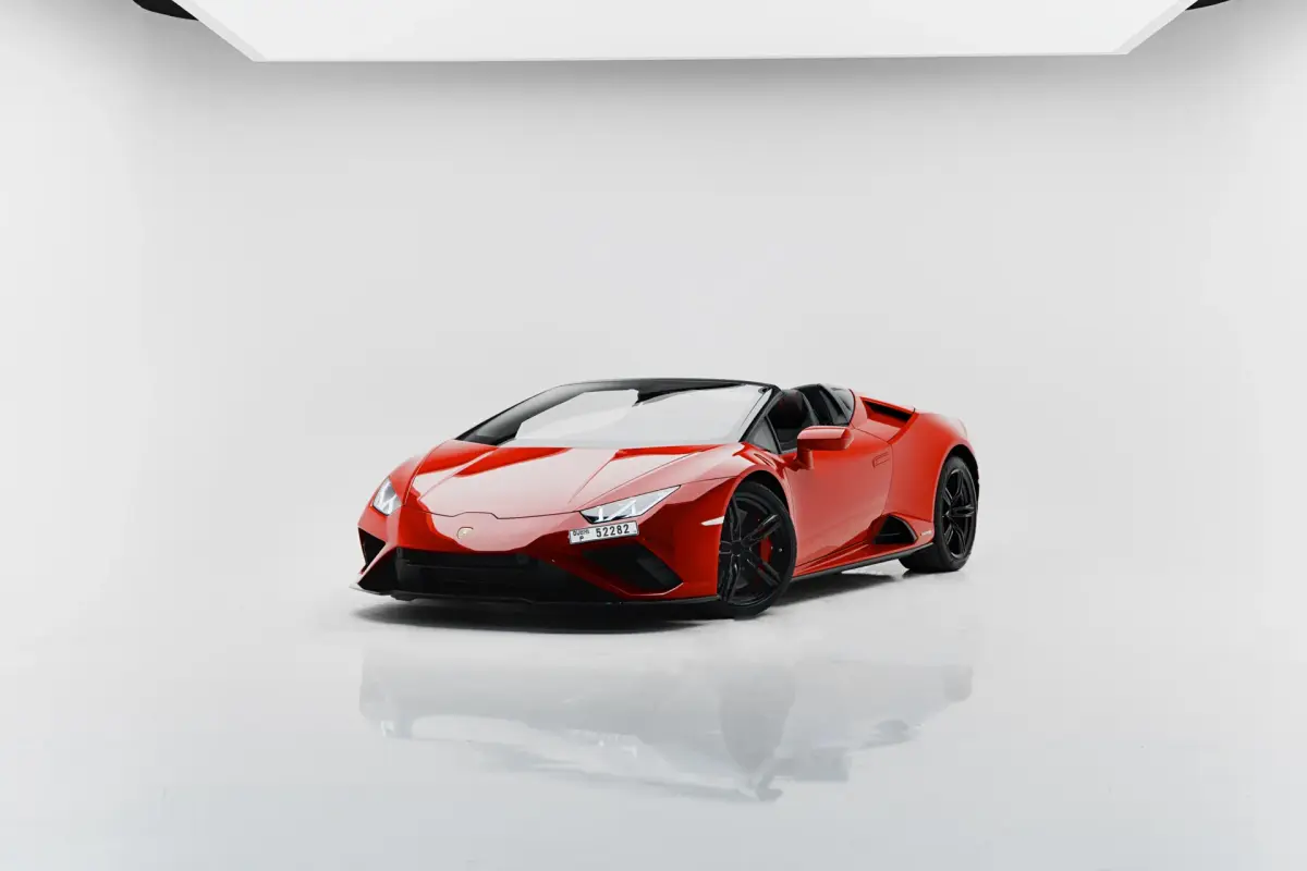 https://driveme-uae-kings.s3.me-central-1.amazonaws.com/media/images/cars/kings-uae-car-726eb089-4da1-49a1-8b59-a649b5d54e73.webp