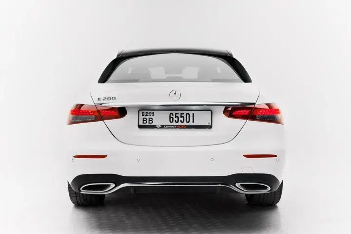 https://driveme-uae-kings.s3.me-central-1.amazonaws.com/media/images/cars/kings-uae-car-7392a330-acc7-4132-ae0e-439e6f17880f_preview.webp