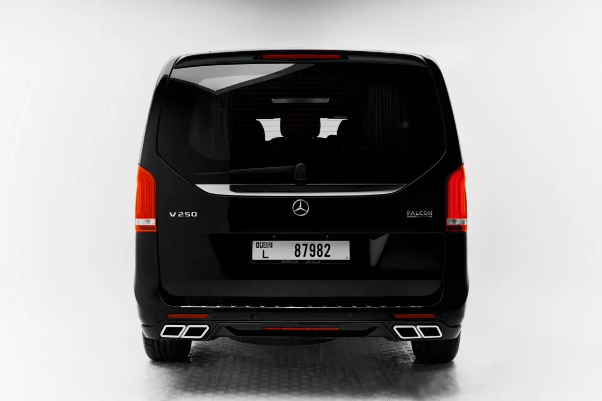 https://driveme-uae-kings.s3.me-central-1.amazonaws.com/media/images/cars/kings-uae-car-74694768-dadf-4a10-be82-110258f9d620.webp