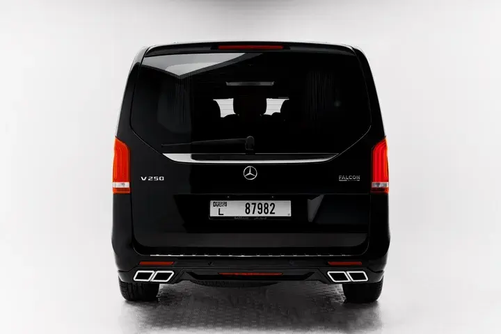 https://driveme-uae-kings.s3.me-central-1.amazonaws.com/media/images/cars/kings-uae-car-74694768-dadf-4a10-be82-110258f9d620_preview.webp