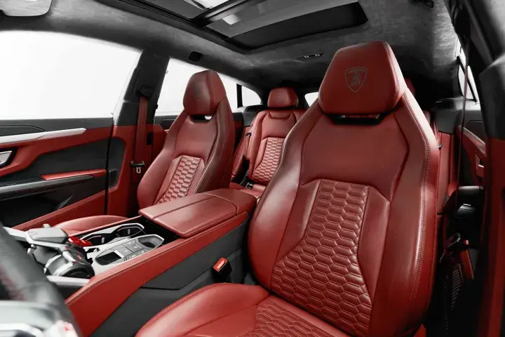 https://driveme-uae-kings.s3.me-central-1.amazonaws.com/media/images/cars/kings-uae-car-786be557-4ba2-4650-bd50-cdc1ed07f05d_preview.webp