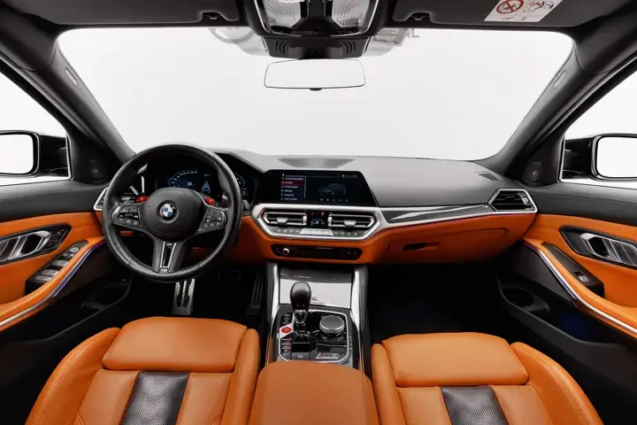 https://driveme-uae-kings.s3.me-central-1.amazonaws.com/media/images/cars/kings-uae-car-805eb4bf-ee91-4c00-adf4-502892a29798_preview.webp