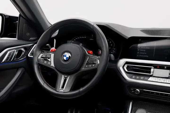 https://driveme-uae-kings.s3.me-central-1.amazonaws.com/media/images/cars/kings-uae-car-83be6c38-8a33-4c94-a6a6-af8a4ec98c61_preview.webp