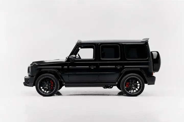 https://driveme-uae-kings.s3.me-central-1.amazonaws.com/media/images/cars/kings-uae-car-85e78c3f-fb0b-4778-a6dd-bb558a284dd3_preview.webp