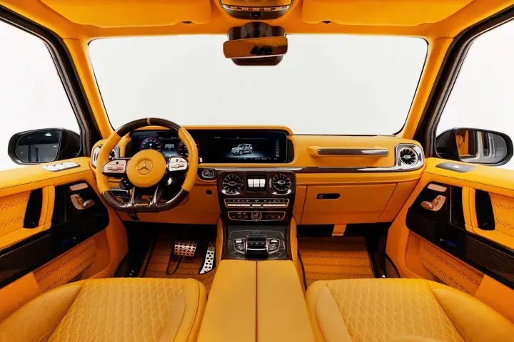 https://driveme-uae-kings.s3.me-central-1.amazonaws.com/media/images/cars/kings-uae-car-8af2c02b-a71a-40e9-a0e5-8ff04c6d5648_preview.webp
