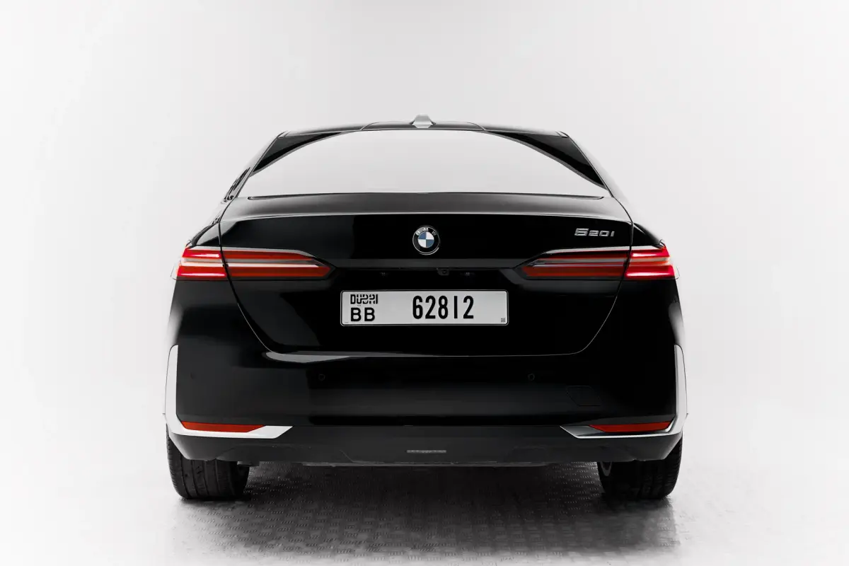 https://driveme-uae-kings.s3.me-central-1.amazonaws.com/media/images/cars/kings-uae-car-8c377e3e-ad2a-45ed-a7a4-defe06c3cd6b.webp