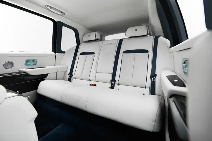 https://driveme-uae-kings.s3.me-central-1.amazonaws.com/media/images/cars/kings-uae-car-91136748-729e-4b07-bd7e-72b325601d9e_preview.webp