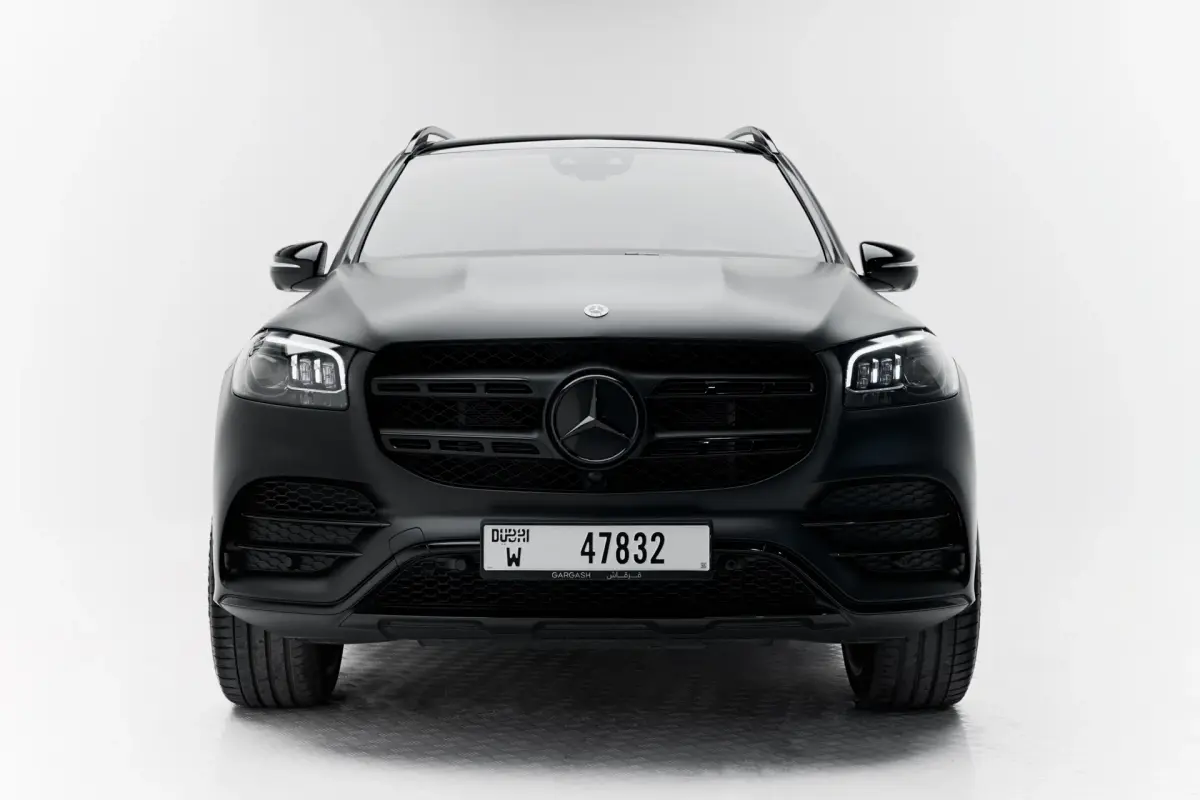 https://driveme-uae-kings.s3.me-central-1.amazonaws.com/media/images/cars/kings-uae-car-95ef5624-6c75-4b50-80e8-976450b4de97.webp