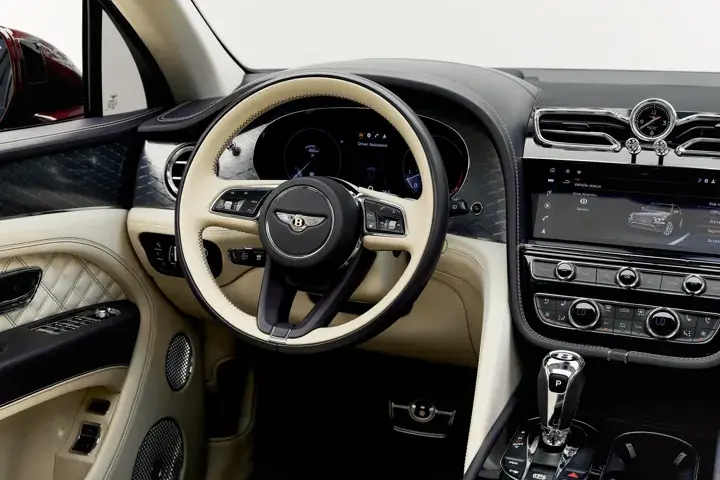 https://driveme-uae-kings.s3.me-central-1.amazonaws.com/media/images/cars/kings-uae-car-97eca0f0-9cb9-4168-bb45-d75907be5596_preview.webp