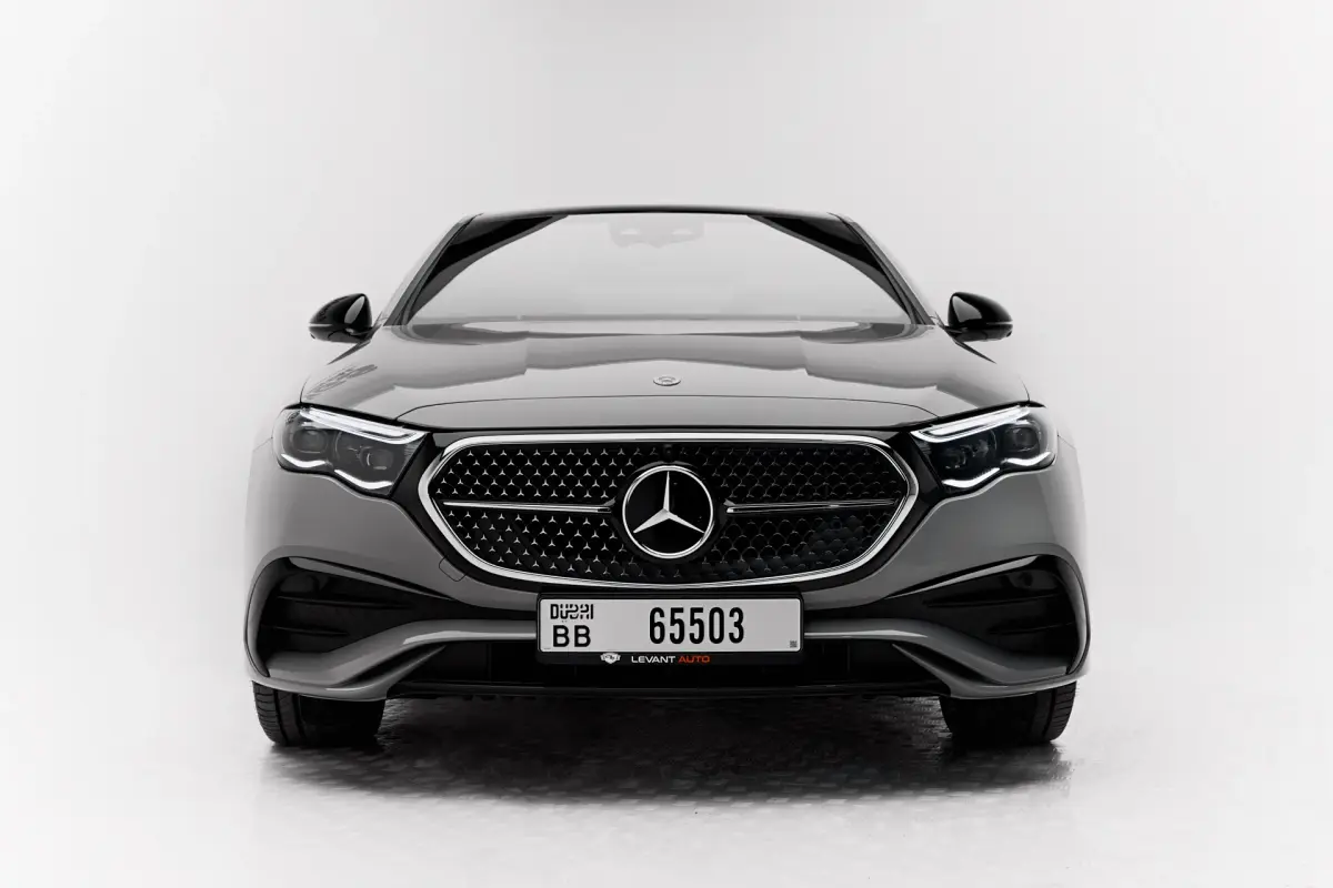 https://driveme-uae-kings.s3.me-central-1.amazonaws.com/media/images/cars/kings-uae-car-98008634-f5d7-45a9-a3a7-dbe9e36e0313.webp