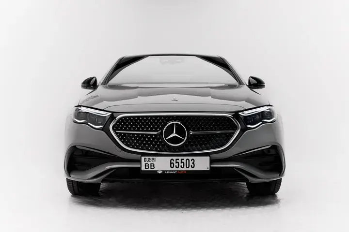 https://driveme-uae-kings.s3.me-central-1.amazonaws.com/media/images/cars/kings-uae-car-98008634-f5d7-45a9-a3a7-dbe9e36e0313_preview.webp