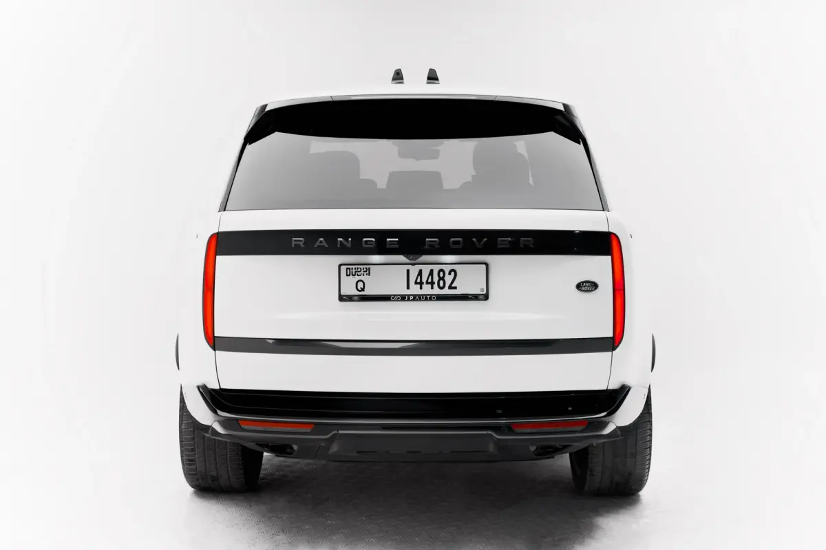 https://driveme-uae-kings.s3.me-central-1.amazonaws.com/media/images/cars/kings-uae-car-9cea3f68-c209-4373-a96f-f635c46476c1.webp