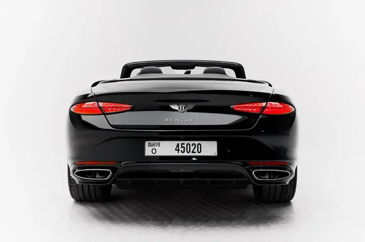 https://driveme-uae-kings.s3.me-central-1.amazonaws.com/media/images/cars/kings-uae-car-9fe3067d-01fb-4f85-9d47-77e300b3f027_preview.webp