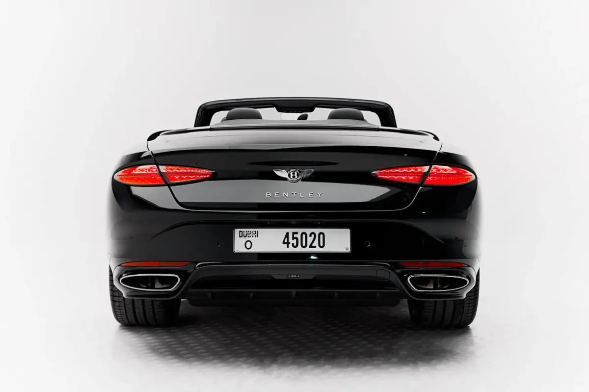 https://driveme-uae-kings.s3.me-central-1.amazonaws.com/media/images/cars/kings-uae-car-9fe3067d-01fb-4f85-9d47-77e300b3f027.webp