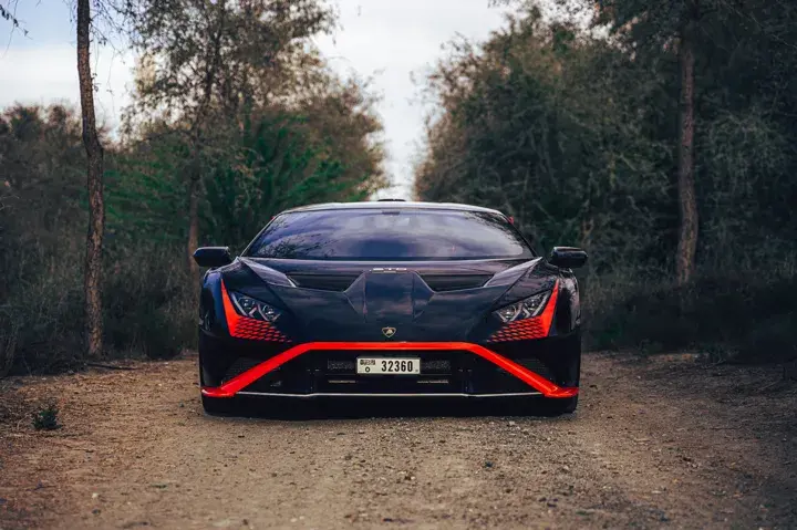 https://driveme-uae-kings.s3.me-central-1.amazonaws.com/media/images/cars/kings-uae-car-a00d14bf-4de0-4d28-8f37-d18676a65f80_preview.webp
