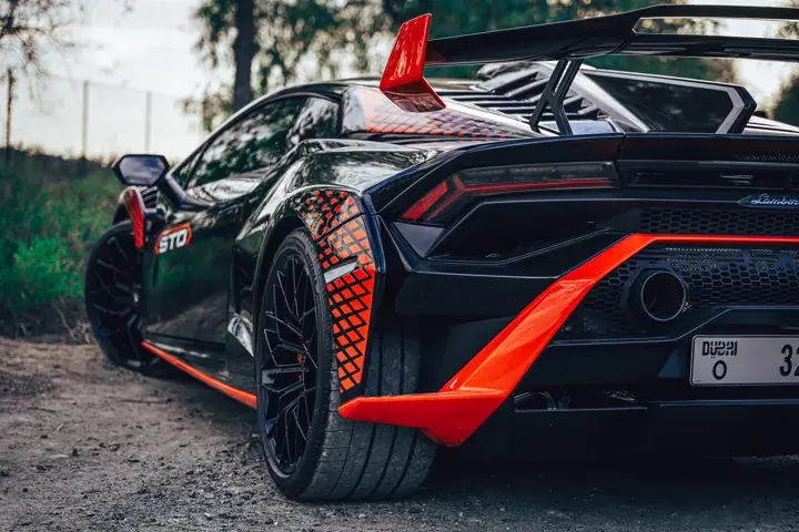 https://driveme-uae-kings.s3.me-central-1.amazonaws.com/media/images/cars/kings-uae-car-abce7c6e-e90a-4ce6-9017-5a76d8a1f097_preview.webp