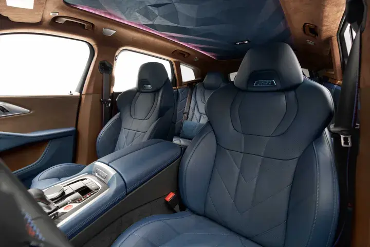 https://driveme-uae-kings.s3.me-central-1.amazonaws.com/media/images/cars/kings-uae-car-ac1f72e1-dc6f-40d6-b506-efb78f750674_preview.webp