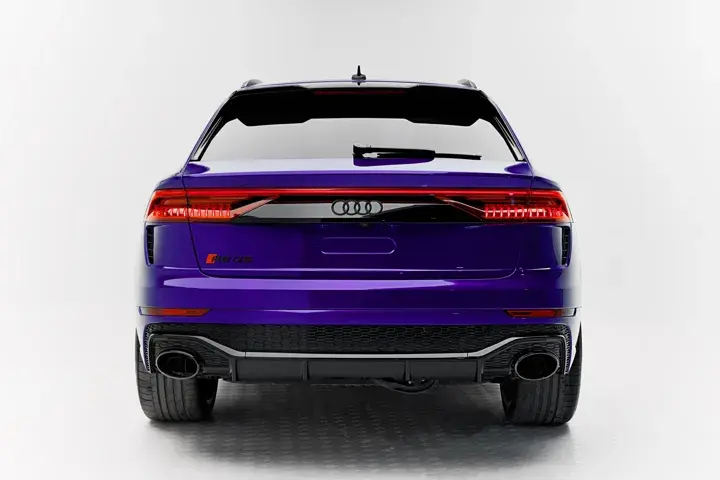 https://driveme-uae-kings.s3.me-central-1.amazonaws.com/media/images/cars/kings-uae-car-b60f00ca-f5ef-4aec-a622-dcdf992818b4_preview.webp