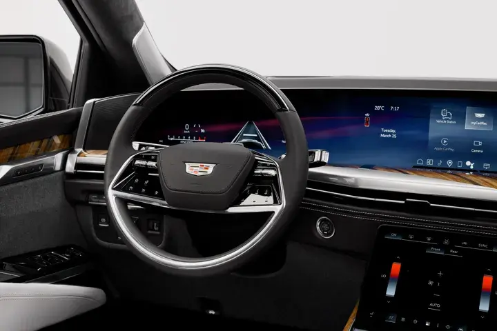https://driveme-uae-kings.s3.me-central-1.amazonaws.com/media/images/cars/kings-uae-car-b85a1a95-0452-474c-b370-ded19d8acfee_preview.webp